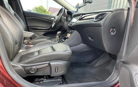 Opel Astra K, 2018 год, 1 420 000 рублей, 39 фотография