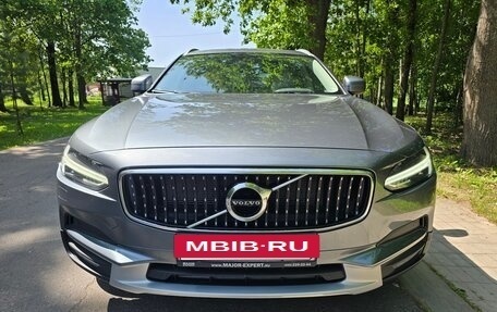 Volvo V90 Cross Country I рестайлинг, 2017 год, 3 200 000 рублей, 11 фотография