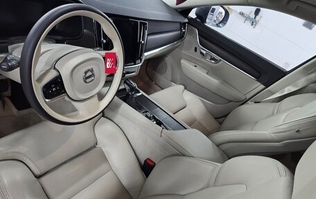 Volvo V90 Cross Country I рестайлинг, 2017 год, 3 200 000 рублей, 8 фотография