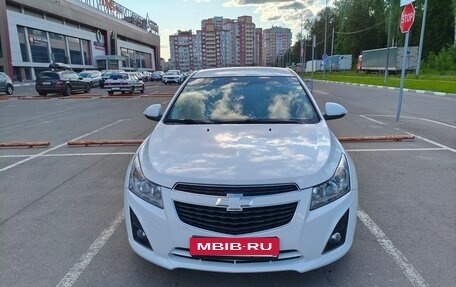 Chevrolet Cruze II, 2014 год, 950 000 рублей, 5 фотография
