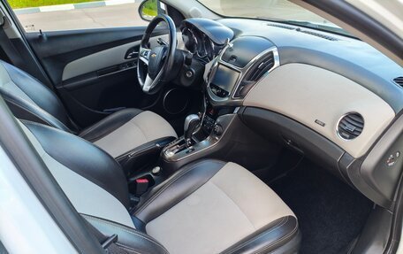 Chevrolet Cruze II, 2014 год, 950 000 рублей, 15 фотография