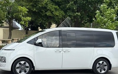 Hyundai Staria, 2021 год, 3 400 000 рублей, 1 фотография