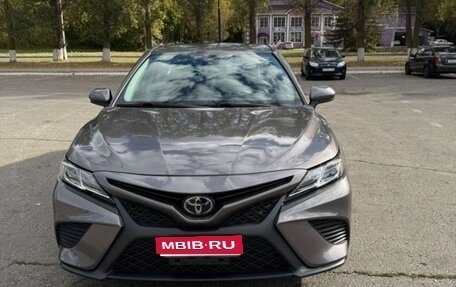 Toyota Camry, 2020 год, 2 650 000 рублей, 1 фотография