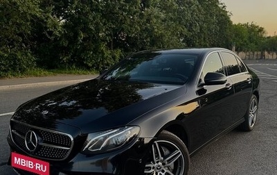 Mercedes-Benz E-Класс, 2019 год, 3 400 000 рублей, 1 фотография