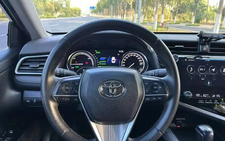 Toyota Camry, 2020 год, 2 000 000 рублей, 12 фотография