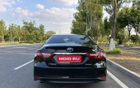 Toyota Camry, 2020 год, 2 000 000 рублей, 15 фотография