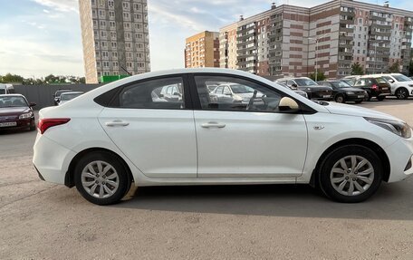 Hyundai Solaris II рестайлинг, 2017 год, 1 280 000 рублей, 4 фотография