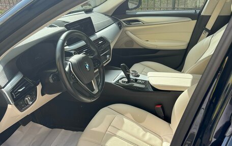 BMW 5 серия, 2019 год, 2 590 000 рублей, 9 фотография
