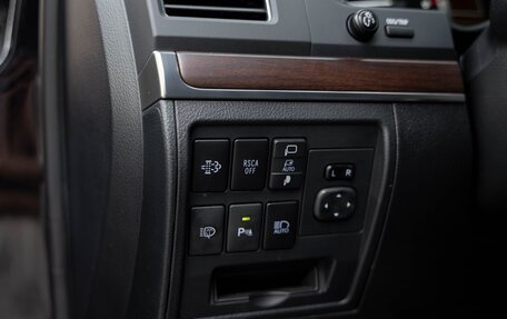 Toyota Land Cruiser 200, 2020 год, 10 000 000 рублей, 13 фотография