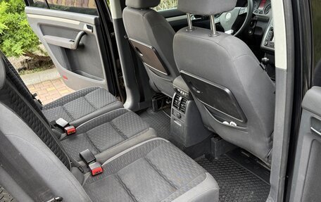 Volkswagen Touran III, 2008 год, 450 000 рублей, 3 фотография
