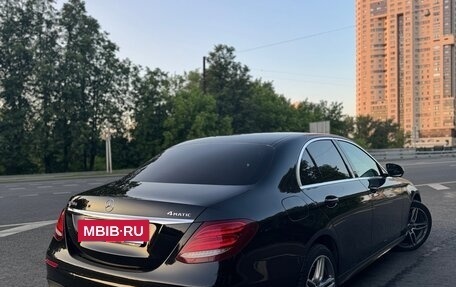 Mercedes-Benz E-Класс, 2019 год, 3 400 000 рублей, 2 фотография