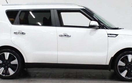KIA Soul II рестайлинг, 2015 год, 1 620 000 рублей, 3 фотография