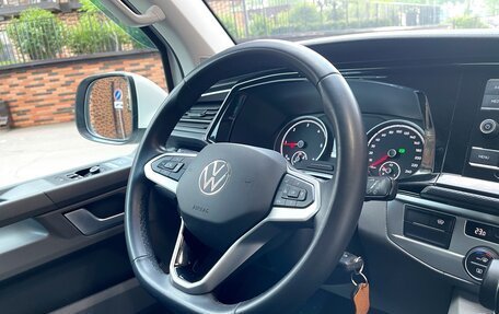 Volkswagen Caravelle T6 рестайлинг, 2021 год, 5 450 000 рублей, 24 фотография