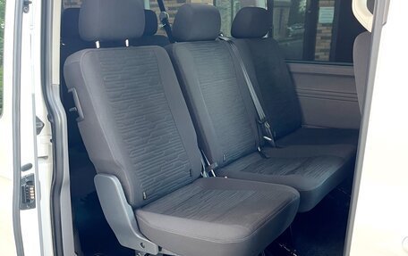 Volkswagen Caravelle T6 рестайлинг, 2021 год, 5 450 000 рублей, 30 фотография