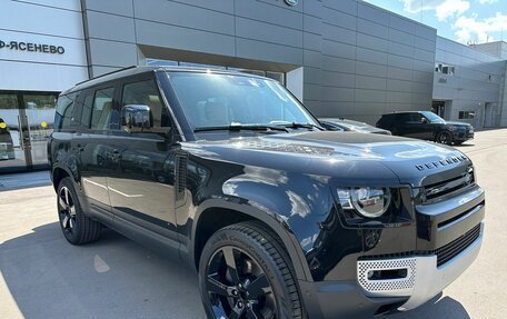 Land Rover Defender II, 2024 год, 16 800 000 рублей, 4 фотография