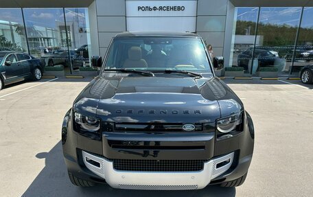 Land Rover Defender II, 2024 год, 16 800 000 рублей, 3 фотография