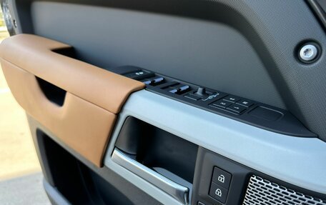 Land Rover Defender II, 2024 год, 16 800 000 рублей, 12 фотография