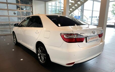 Toyota Camry, 2015 год, 1 990 000 рублей, 5 фотография