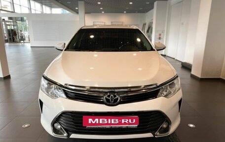 Toyota Camry, 2015 год, 1 990 000 рублей, 8 фотография