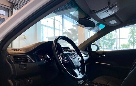 Toyota Camry, 2015 год, 1 990 000 рублей, 23 фотография