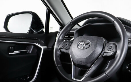 Toyota RAV4, 2022 год, 3 463 000 рублей, 18 фотография