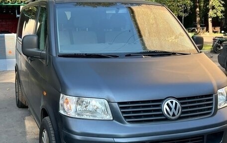 Volkswagen Transporter T5 рестайлинг, 2006 год, 3 700 000 рублей, 3 фотография