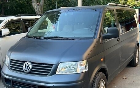 Volkswagen Transporter T5 рестайлинг, 2006 год, 3 700 000 рублей, 6 фотография