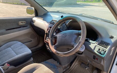 Toyota Ipsum II, 1999 год, 490 000 рублей, 7 фотография