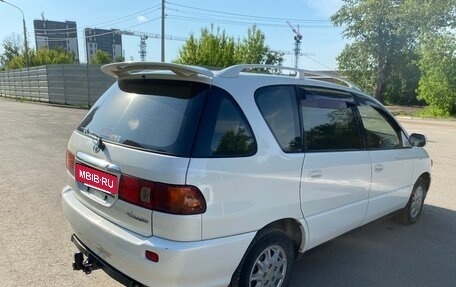 Toyota Ipsum II, 1999 год, 490 000 рублей, 3 фотография