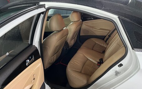 Hyundai Sonata VI, 2010 год, 1 150 000 рублей, 6 фотография