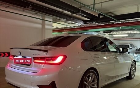 BMW 3 серия, 2021 год, 3 990 000 рублей, 4 фотография