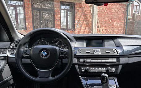 BMW 5 серия, 2010 год, 1 750 000 рублей, 11 фотография