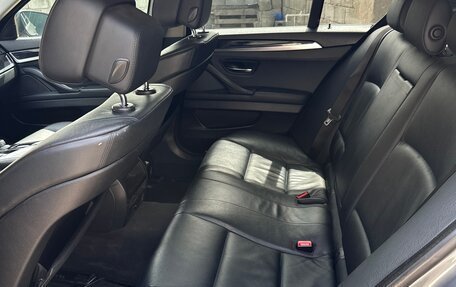 BMW 5 серия, 2010 год, 1 750 000 рублей, 13 фотография