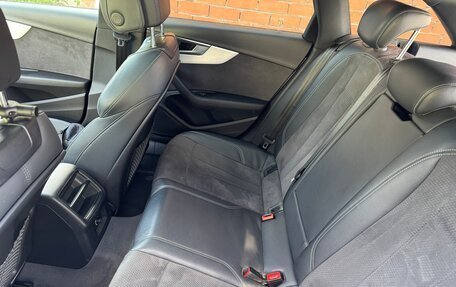 Audi A4, 2018 год, 2 900 000 рублей, 7 фотография