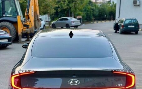 Hyundai Sonata VIII, 2022 год, 2 300 000 рублей, 2 фотография