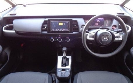 Honda Fit, 2021 год, 990 000 рублей, 3 фотография