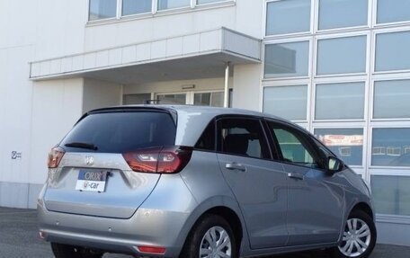 Honda Fit, 2021 год, 990 000 рублей, 2 фотография