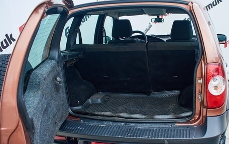 Chevrolet Niva I рестайлинг, 2018 год, 695 000 рублей, 8 фотография