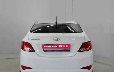 Hyundai Solaris II рестайлинг, 2016 год, 950 000 рублей, 3 фотография