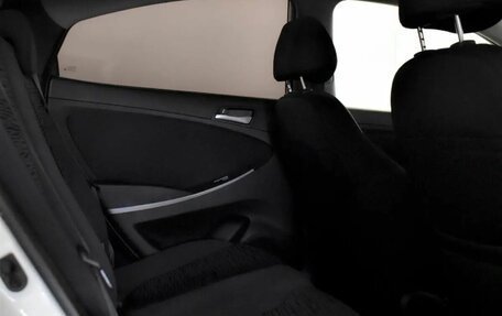 Hyundai Solaris II рестайлинг, 2016 год, 950 000 рублей, 11 фотография