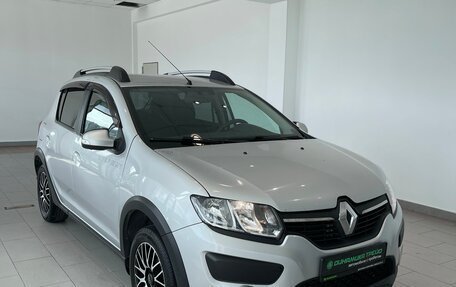 Renault Sandero II рестайлинг, 2015 год, 833 000 рублей, 3 фотография