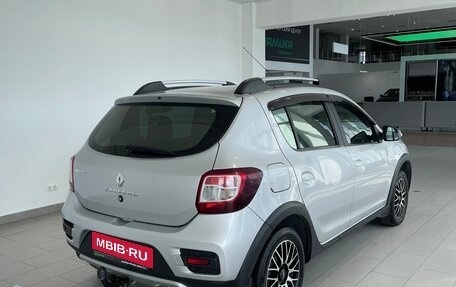 Renault Sandero II рестайлинг, 2015 год, 833 000 рублей, 6 фотография