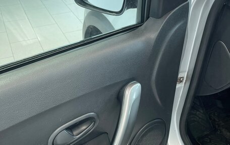 Renault Sandero II рестайлинг, 2015 год, 833 000 рублей, 19 фотография