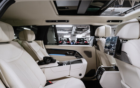 Land Rover Range Rover IV рестайлинг, 2025 год, 27 500 000 рублей, 21 фотография