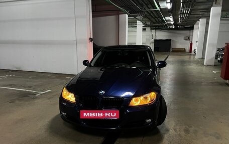 BMW 3 серия, 2011 год, 850 000 рублей, 2 фотография