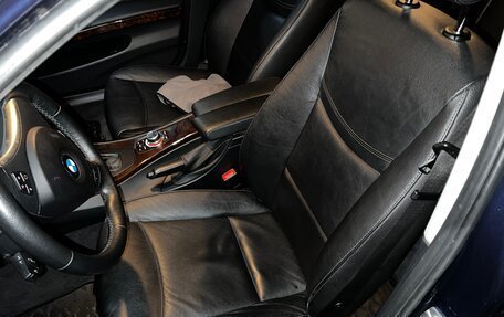 BMW 3 серия, 2011 год, 850 000 рублей, 17 фотография