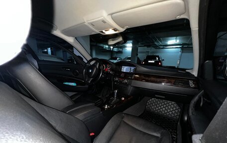 BMW 3 серия, 2011 год, 850 000 рублей, 32 фотография
