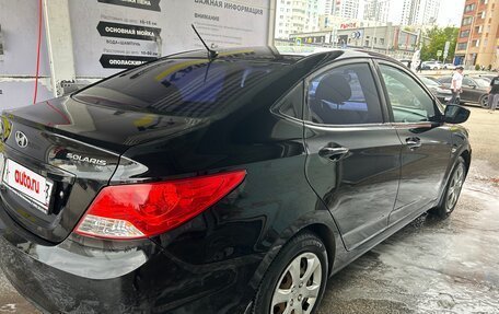 Hyundai Solaris II рестайлинг, 2012 год, 950 000 рублей, 3 фотография