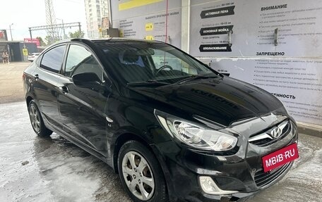 Hyundai Solaris II рестайлинг, 2012 год, 950 000 рублей, 2 фотография