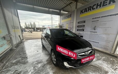 Hyundai Solaris II рестайлинг, 2012 год, 950 000 рублей, 19 фотография